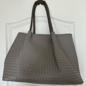 Lulu Dharma Gray Woven Leather Tote Bag